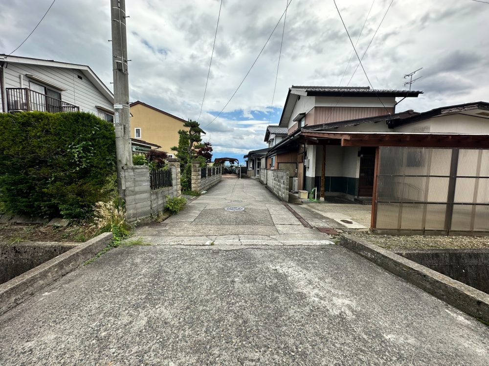長野市 大字富竹（附属中学前駅） 住宅用地
