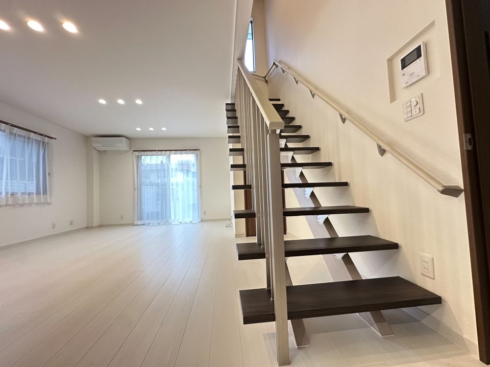 長野市 上松２丁目（善光寺下駅） 2階建 ３ＬＤＫ　中古住宅