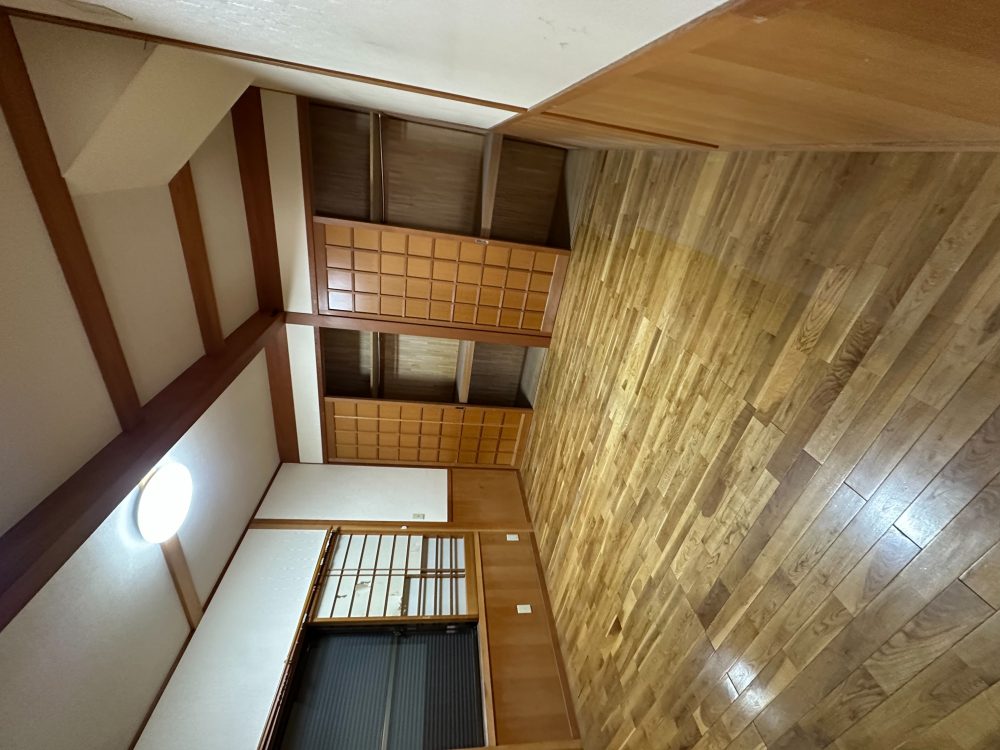 東御市 和 2階建 ５ＬＤＫ 中古一戸建て