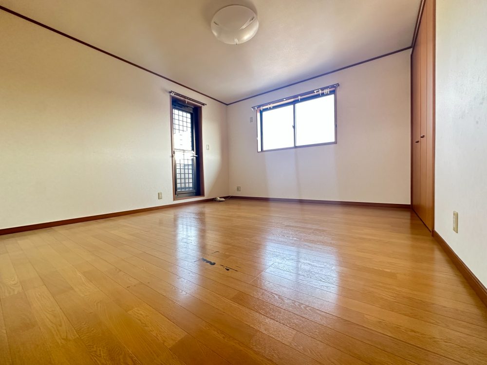 上田市 塩川（大屋駅） 2階建 ７ＤＫ 中古一戸建て